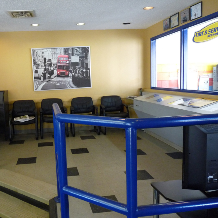 Beverly Tire & Auto | 1004 Upper Wentworth St, Hamilton, ON L9A 5E9, Canada | Phone: (905) 575-5160