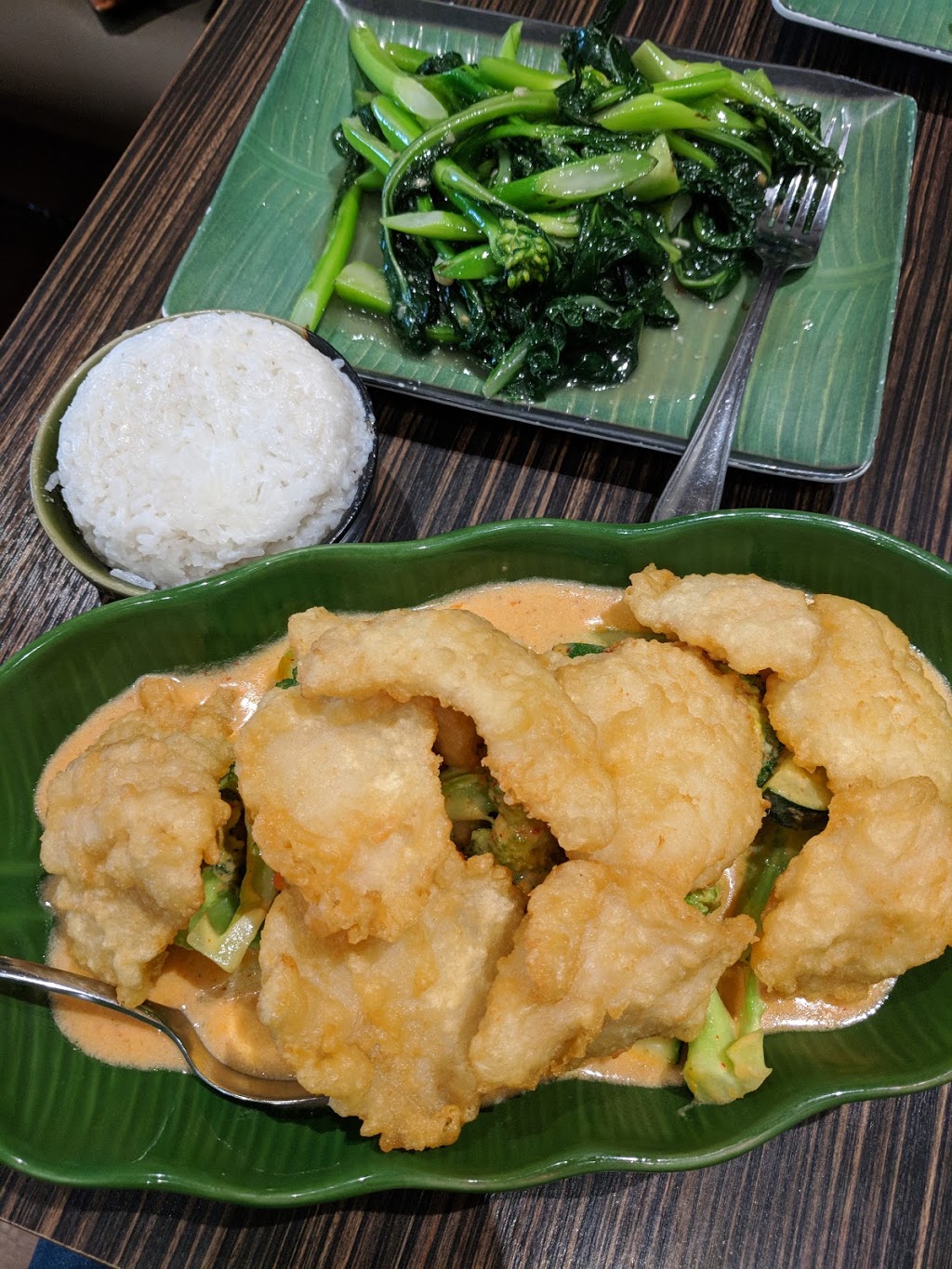 Thai Villa | 1076 Hoover Park Dr, Whitchurch-Stouffville, ON L4A 0K2, Canada | Phone: (905) 642-8298