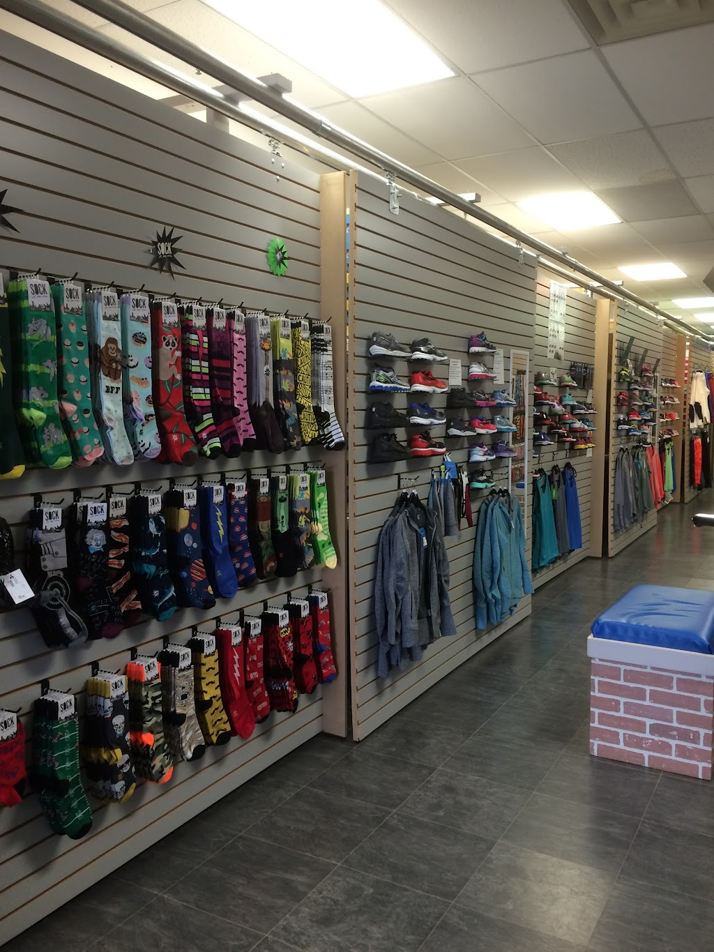 Sneakers Plus | 6600 50 Ave #6, Stettler, AB T0C 2L2, Canada | Phone: (403) 742-0258