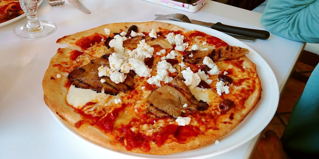 Restaurant Violet Angel | 150 Rue Sainte-Anne, Sainte-Anne-de-Bellevue, QC H9X 1M4, Canada | Phone: (514) 457-7957