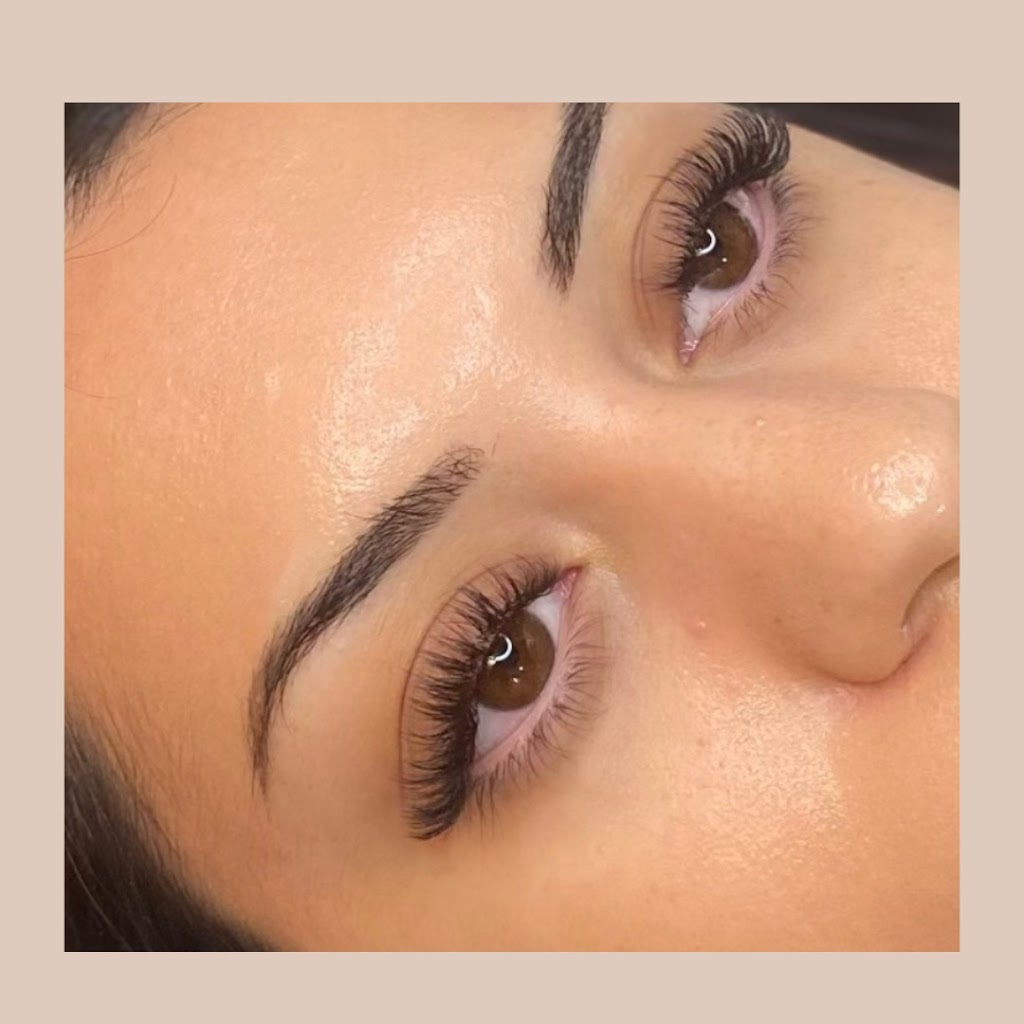 Shev Lash Studio | 110 Riverside Dr Unit 103, London, ON N6H 4S5, Canada | Phone: (519) 639-1076
