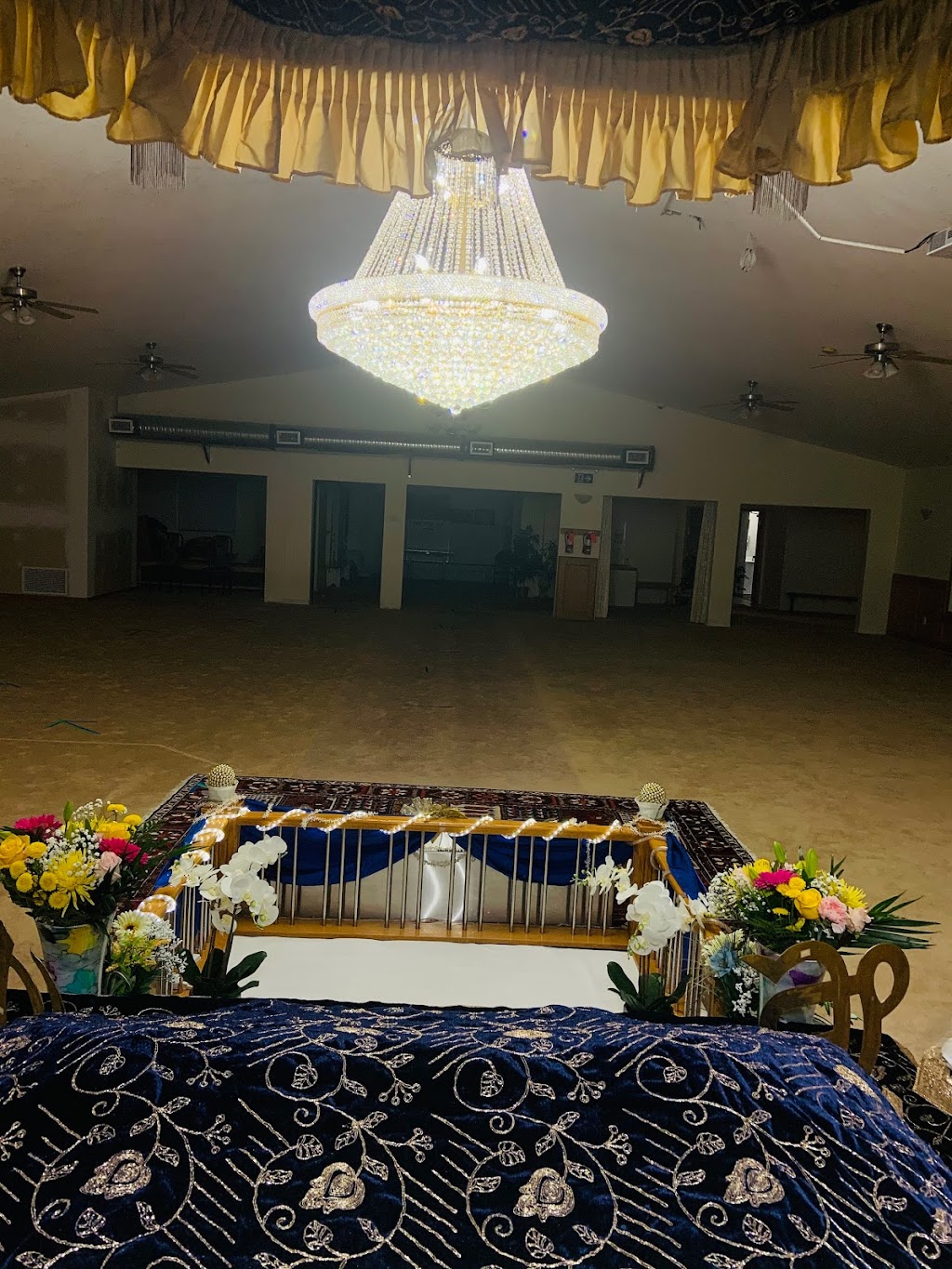 Guru Ram Das Darbar | 5225 84 St NE, Calgary, AB T3J 4A9, Canada | Phone: (403) 285-3035