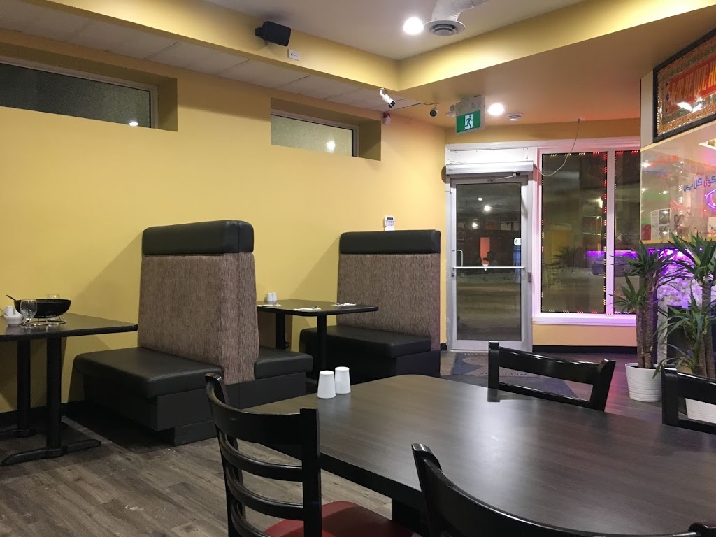 Barbeque Hut | 435 Notre Dame Ave, Winnipeg, MB R3B 1R4, Canada | Phone: (204) 221-4144