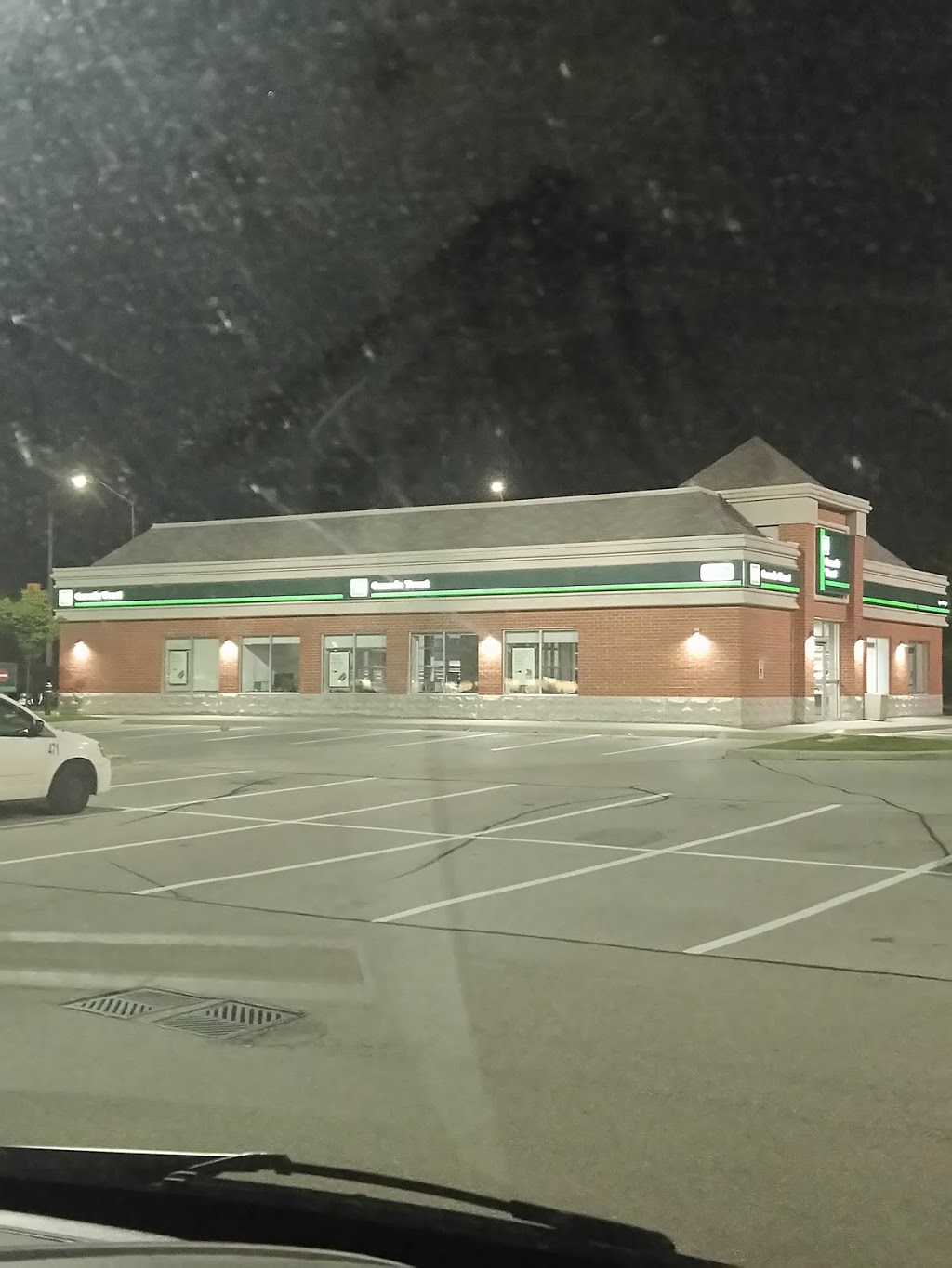 TD Canada Trust Branch and ATM | 728 Bristol Rd W, Mississauga, ON L5R 4A3, Canada | Phone: (905) 501-1716