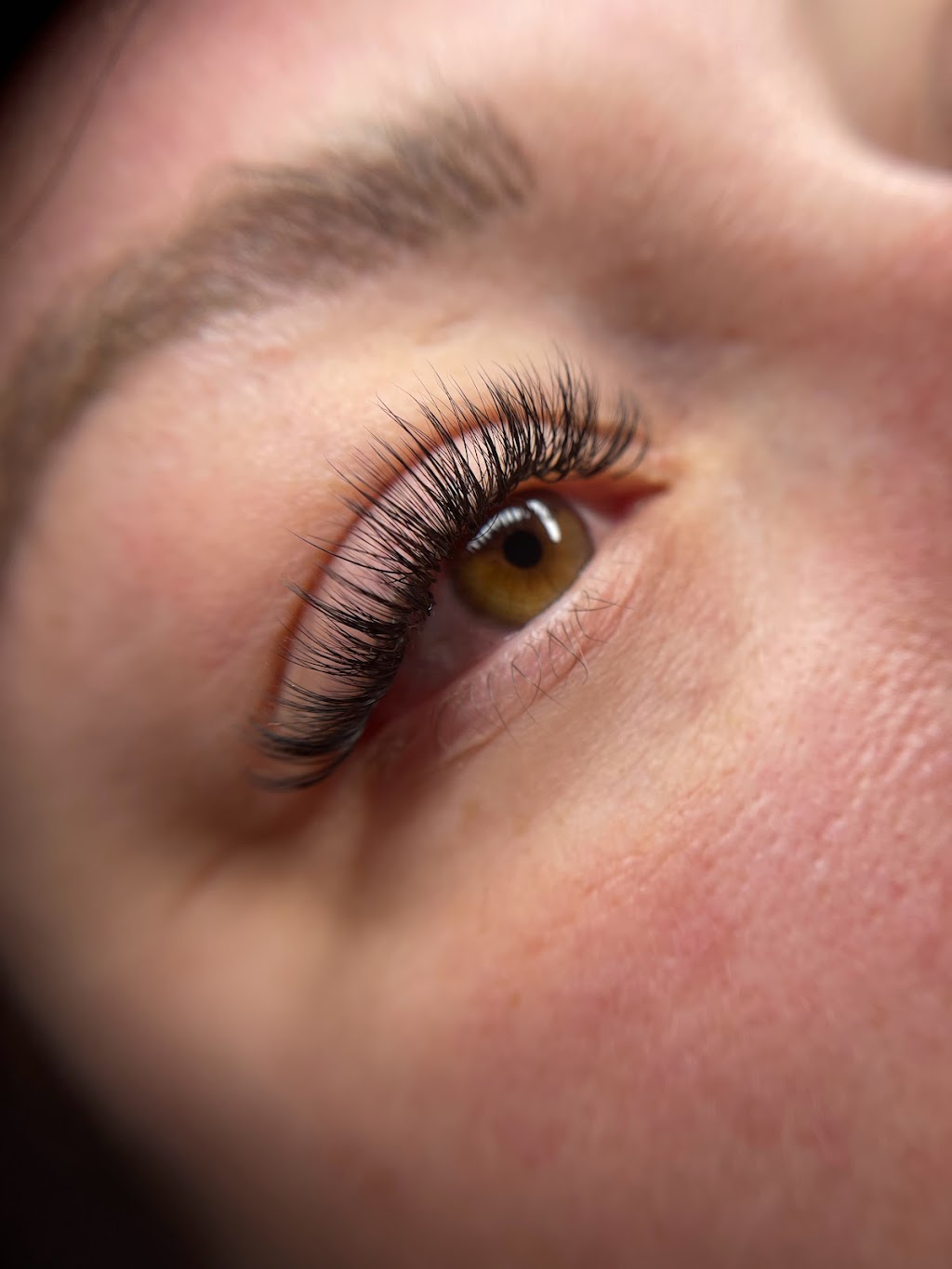 Kendra Lashes YYJ | 1130 Holly Park Rd, Brentwood Bay, BC V8M 1E6, Canada | Phone: (250) 208-3532