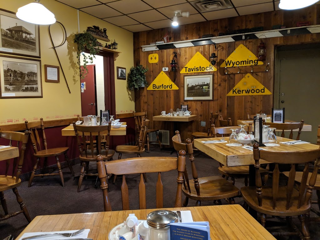 Quehls | 33 Woodstock St S, Tavistock, ON N0B 2R0, Canada | Phone: (519) 655-2835