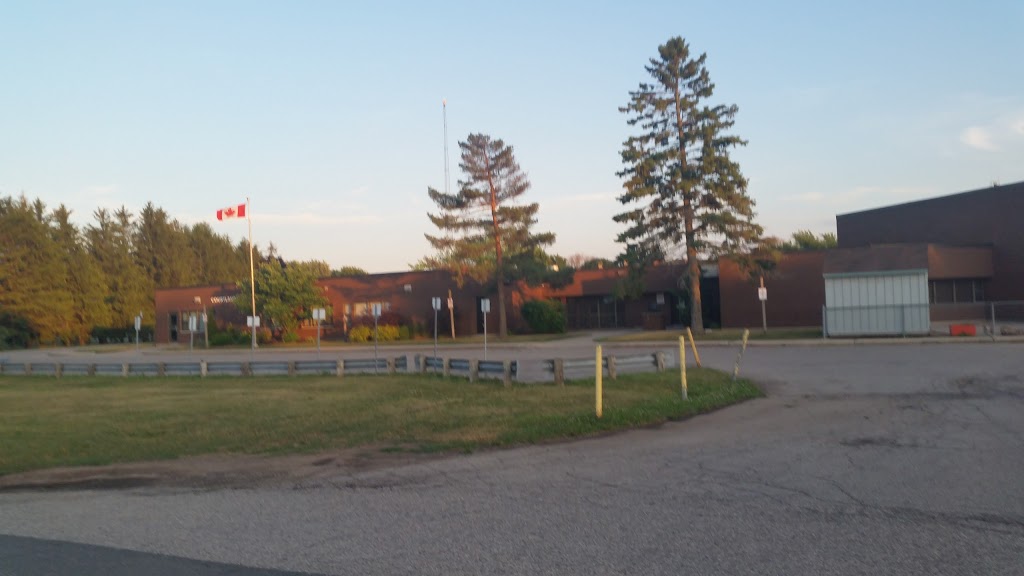 Courtland Public School | 164 Main Street of Courtland, Norfolk County, ON N0J 1E0, Canada | Phone: (519) 688-2110