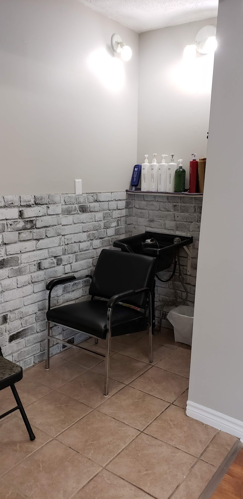 Wasaga Beach Beauty | 1383 Mosley St #5, Wasaga Beach, ON L9Z 2C5, Canada | Phone: (705) 606-2665