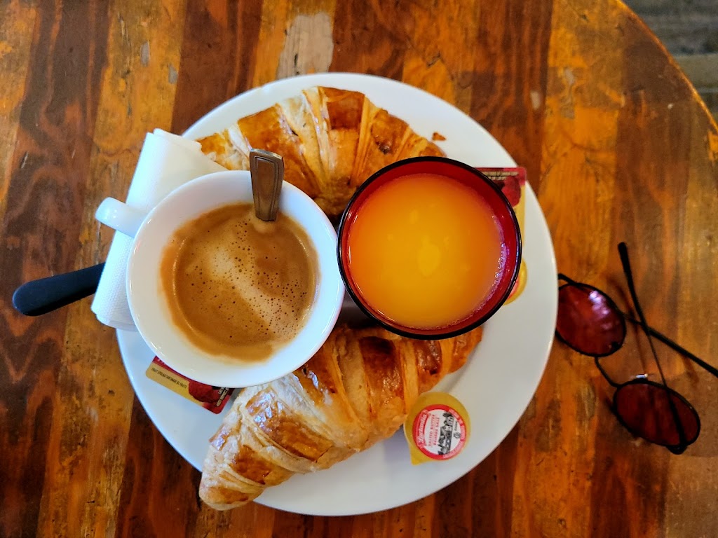 La Mie Matinale | 1654 Rue Sainte-Catherine E, Montréal, QC H2L 2J4, Canada | Phone: (514) 529-5656