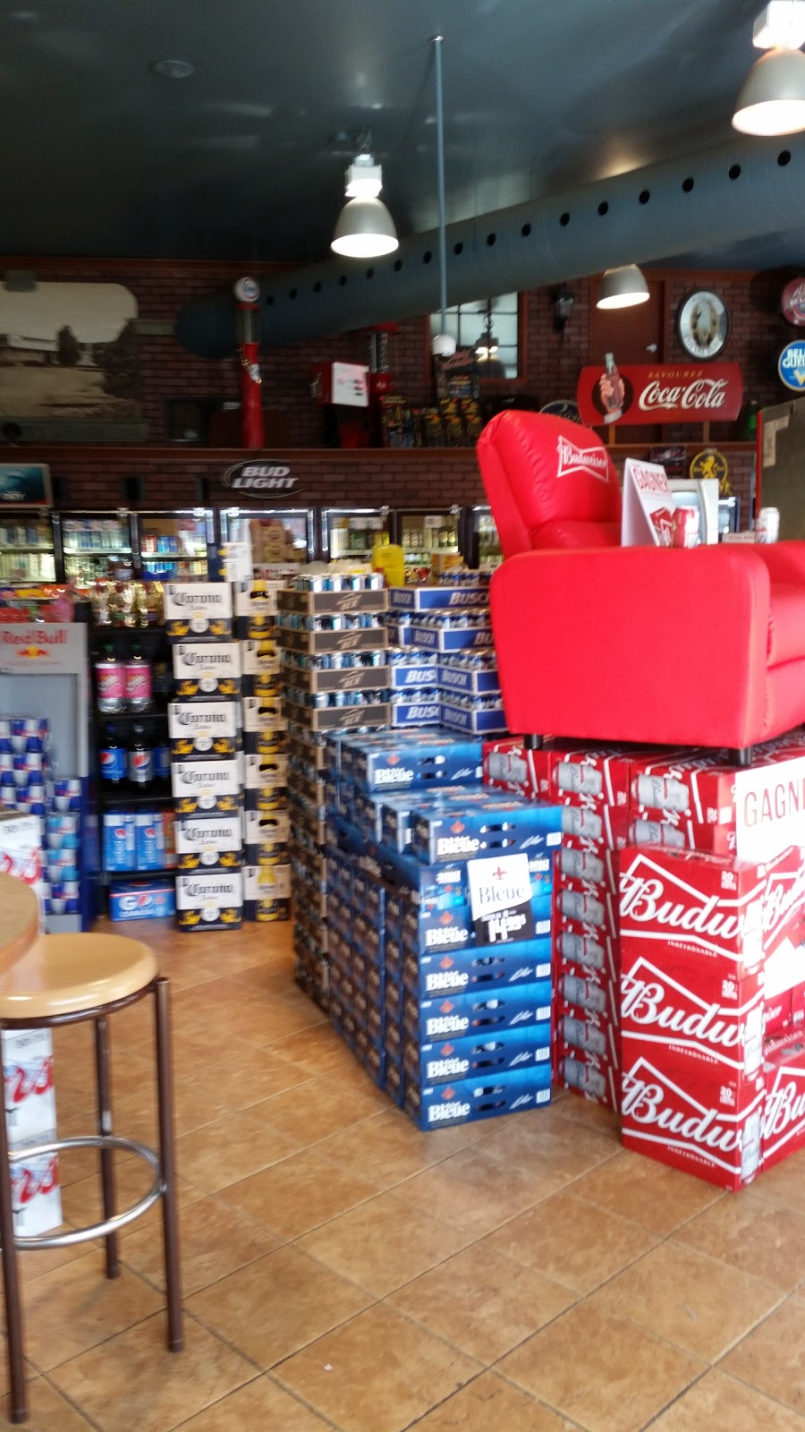 Esso | 1785 Rue King Ouest, Sherbrooke, QC J1J 2E1, Canada | Phone: (819) 566-8632