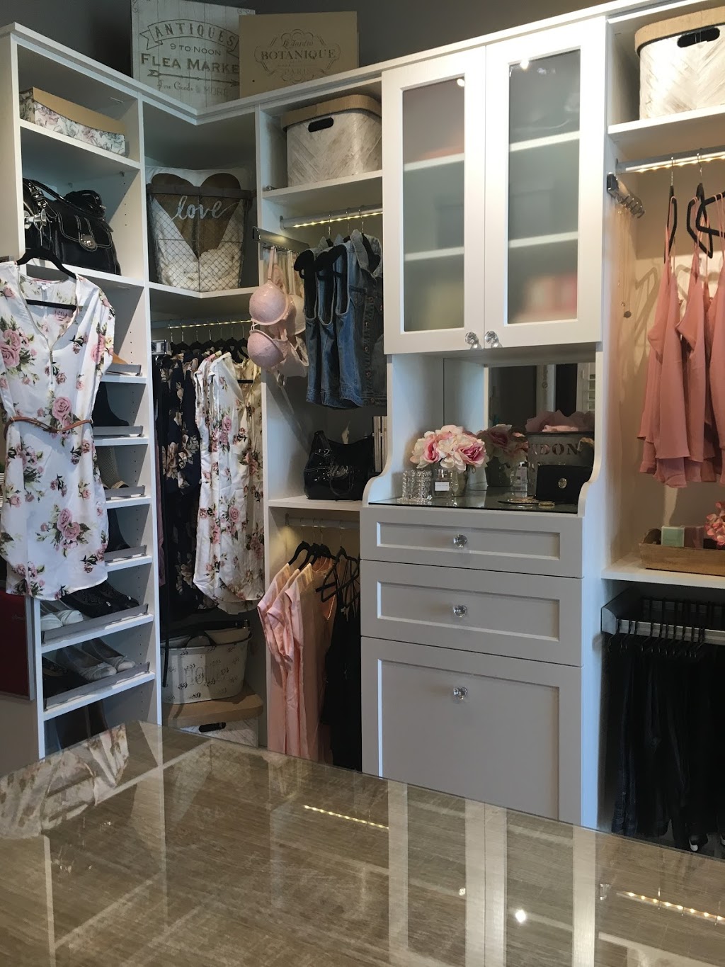 Stor-More Closet & Blinds Ltd | 19231 54 Ave, Surrey, BC V3S 8E5, Canada | Phone: (604) 575-8870