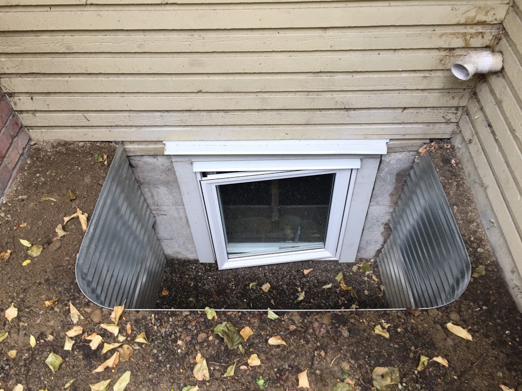 Canmore Windows & Doors | 3110 Havenwood Ln #304, Victoria, BC V9C 0P4, Canada | Phone: (778) 512-7919