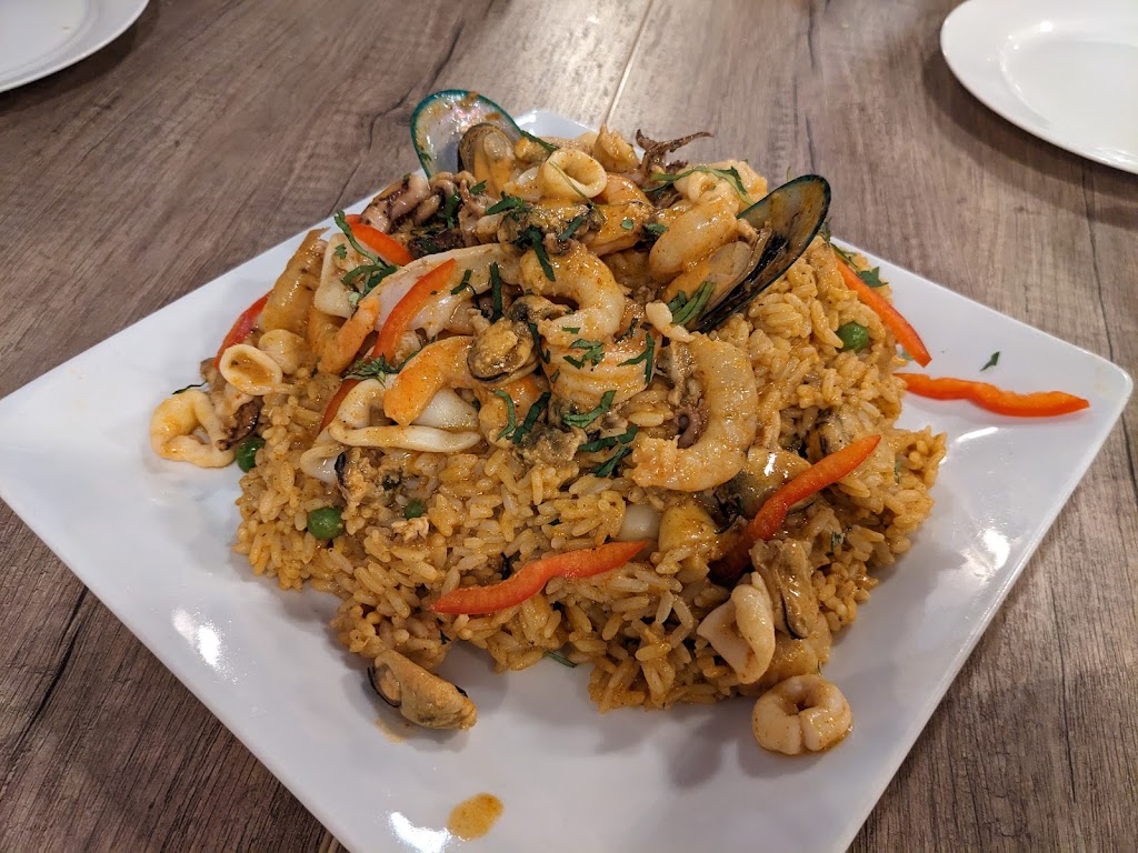 La Crema Peruvian Restaurant | 1144 Courtland Ave E #7, Kitchener, ON N2C 2H5, Canada | Phone: (519) 223-7770