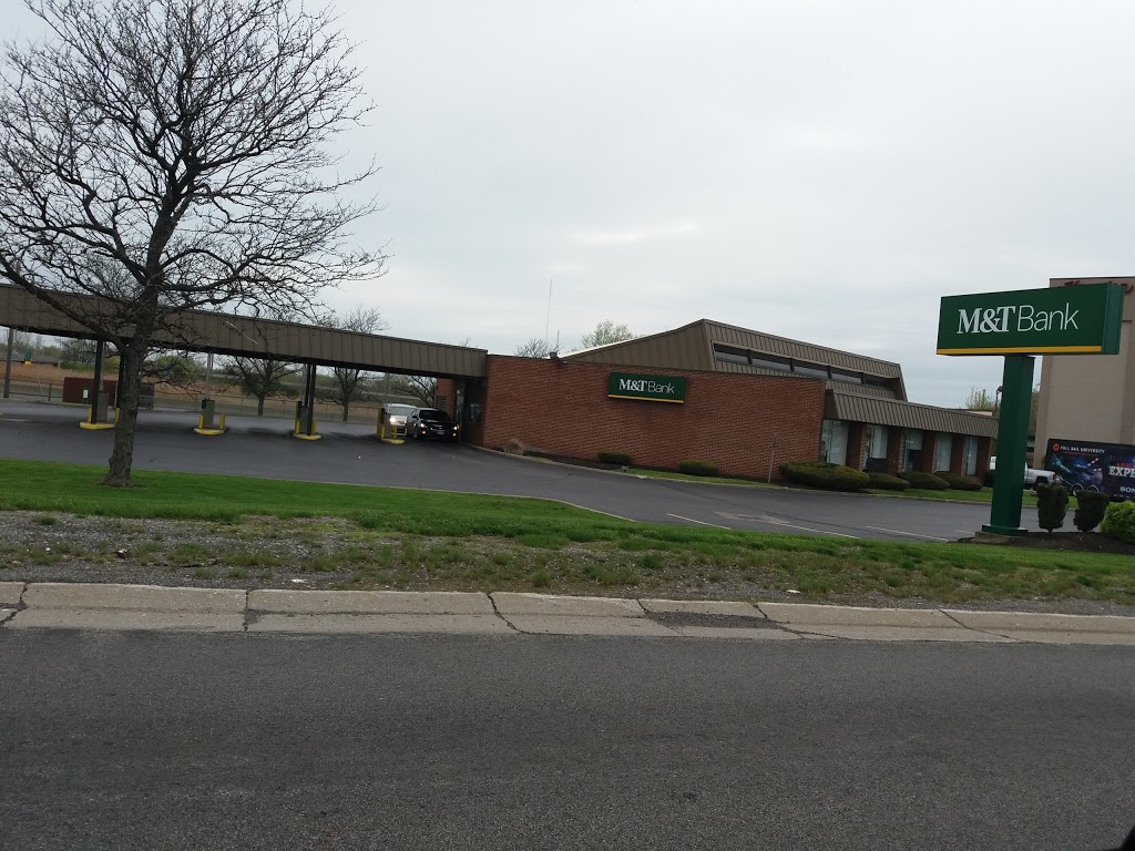 M&T Bank | 10 Slade Ave, West Seneca, NY 14224, USA | Phone: (716) 824-5334