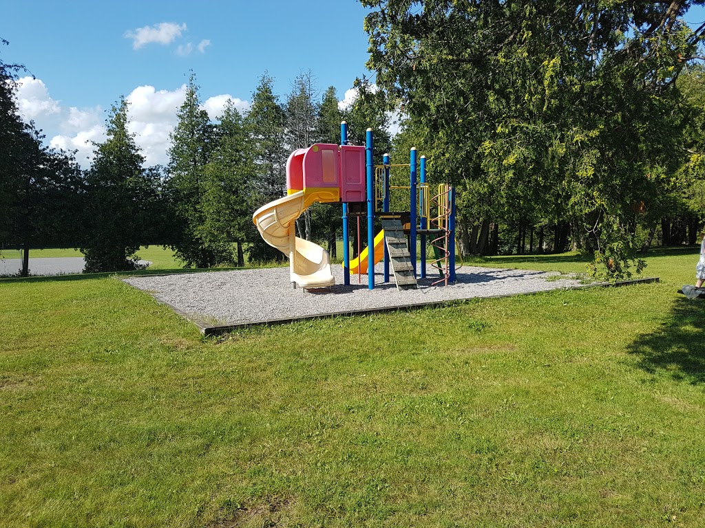 Douro Park | 205 Douro 2nd Line, Douro, ON K0L 1S0, Canada | Phone: (705) 652-8392