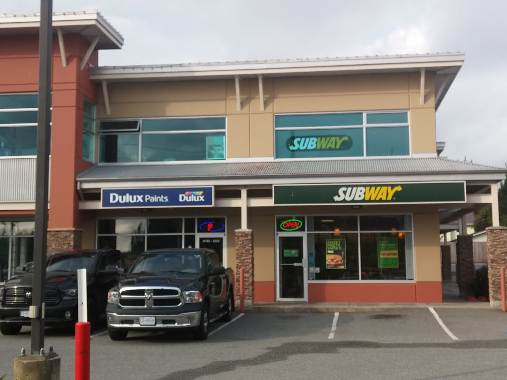 Dulux Paints | 2255 King George Blvd #102, Surrey, BC V4A 5A5, Canada | Phone: (604) 531-1895