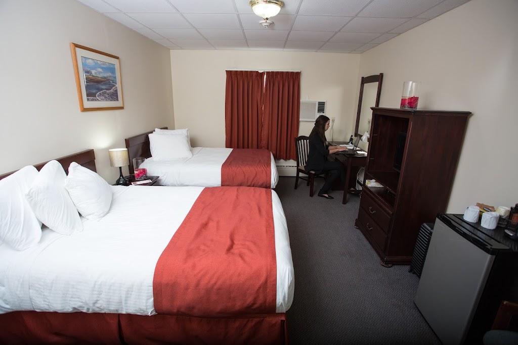 Slemon Park Hotel & Conference Centre | 12 Redwood Ave, Slemon Park, PE C0B 2A0, Canada | Phone: (877) 782-9734
