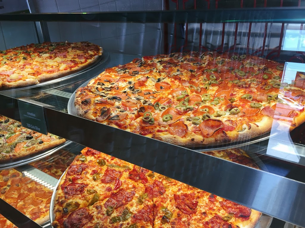 Pizza Nova | 3120 Rutherford Rd, Concord, ON L4K 0B1, Canada | Phone: (416) 439-0000
