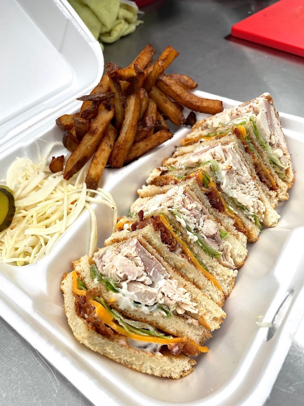 Restaurant Circuit 341 Enr | 476 QC-341, LÉpiphanie, QC J5X 4A6, Canada | Phone: (450) 588-4949