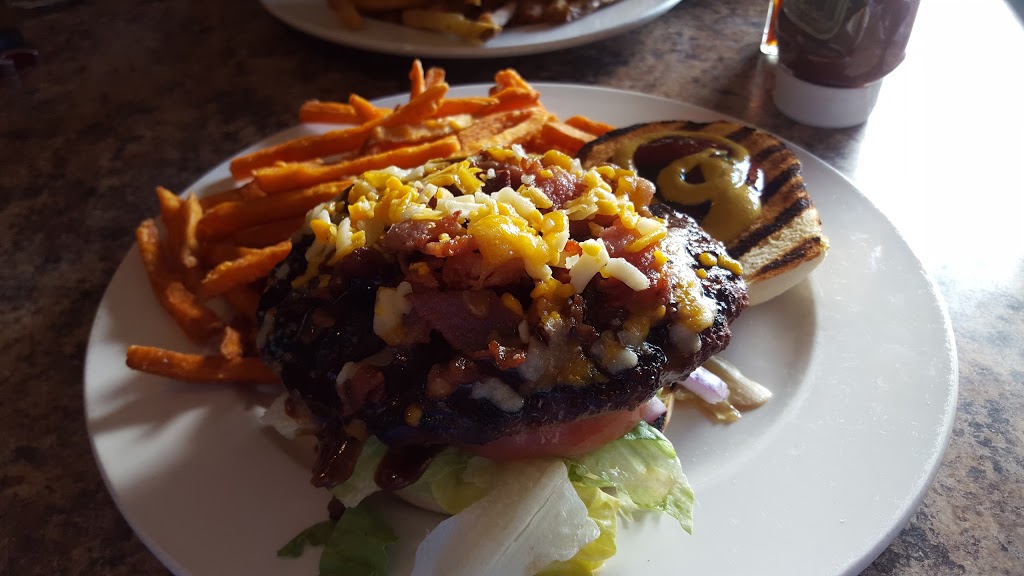 South Coast Cookhouse | 423 Derby Rd, Crystal Beach, ON L0S 1B0, Canada | Phone: (905) 894-7037