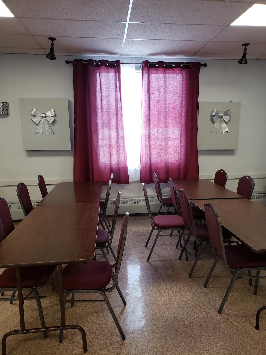 Royal Canadian Legion Branch 270 Coldwater | 2 Michael Anne Dr, Coldwater, ON L0K 1E0, Canada | Phone: (705) 686-3388