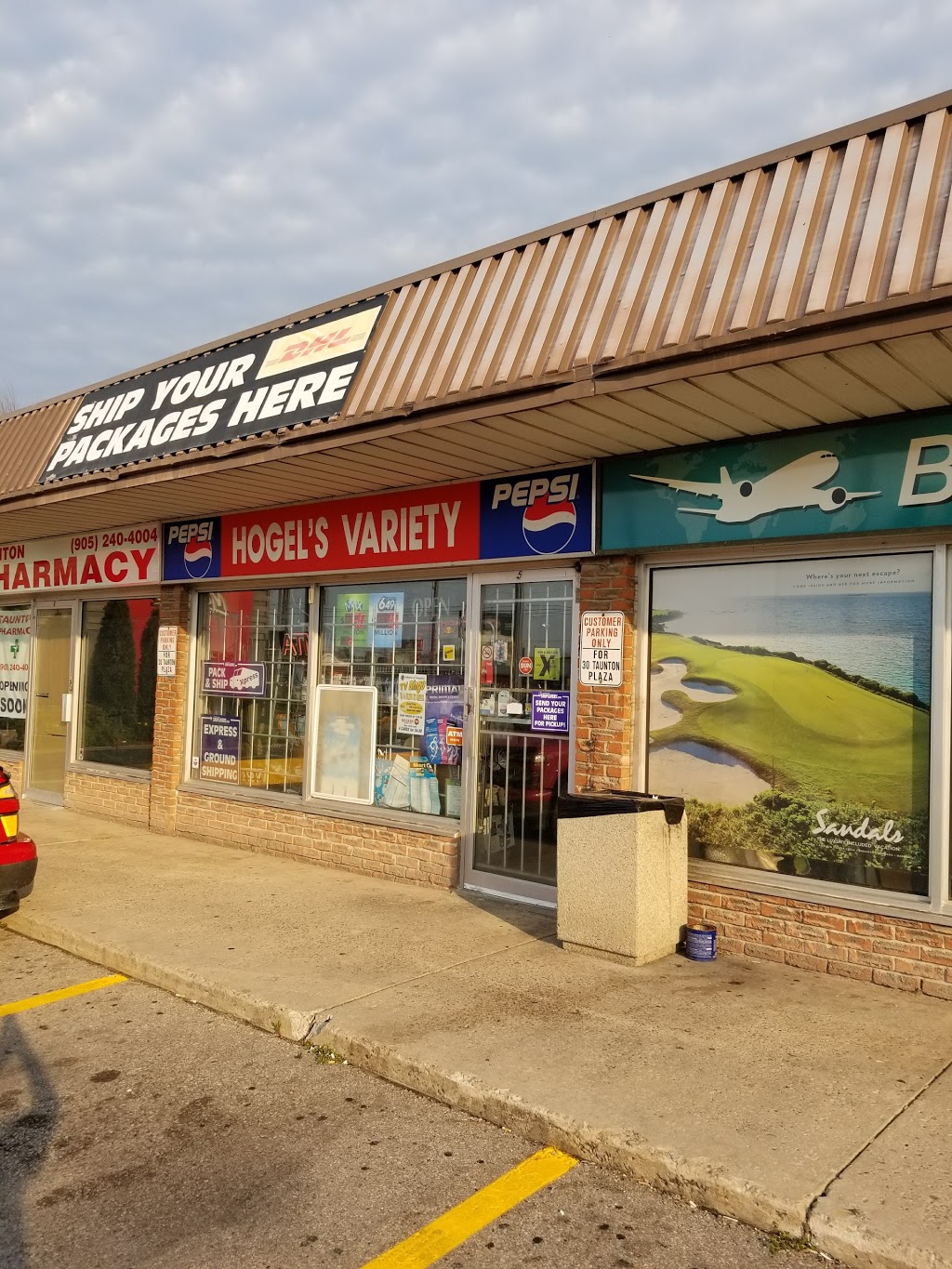 Hogels Variety | 30 Taunton Rd E, Oshawa, ON L1G 3T7, Canada | Phone: (905) 723-0123