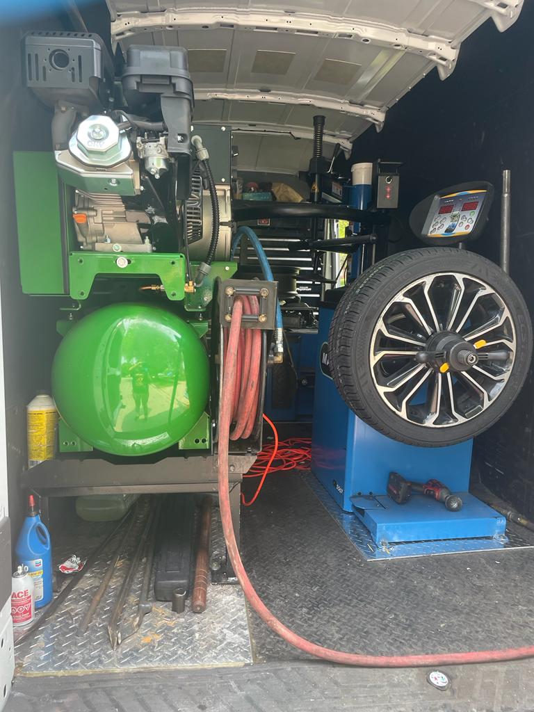 Hot Wheel Tire Service Inc | 684 A Star Flower Ave, Waterloo, ON N2V 2L2, Canada | Phone: (519) 591-7455