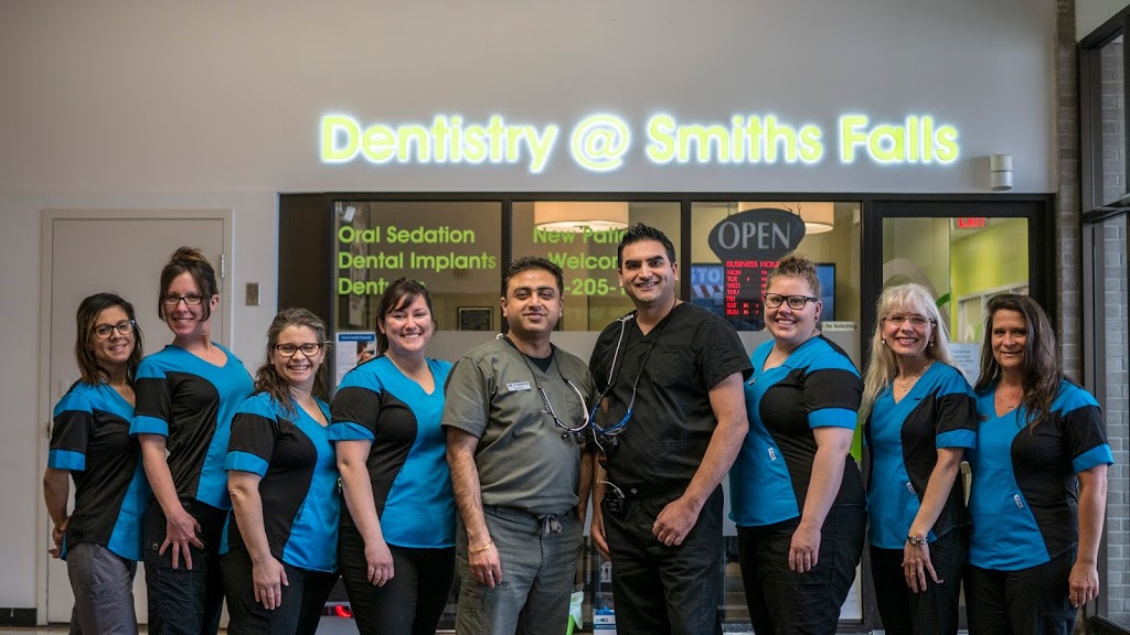 Dentistry @ Smiths Falls | 275 Brockville St, Smiths Falls, ON K7A 4Z6, Canada | Phone: (613) 205-1600
