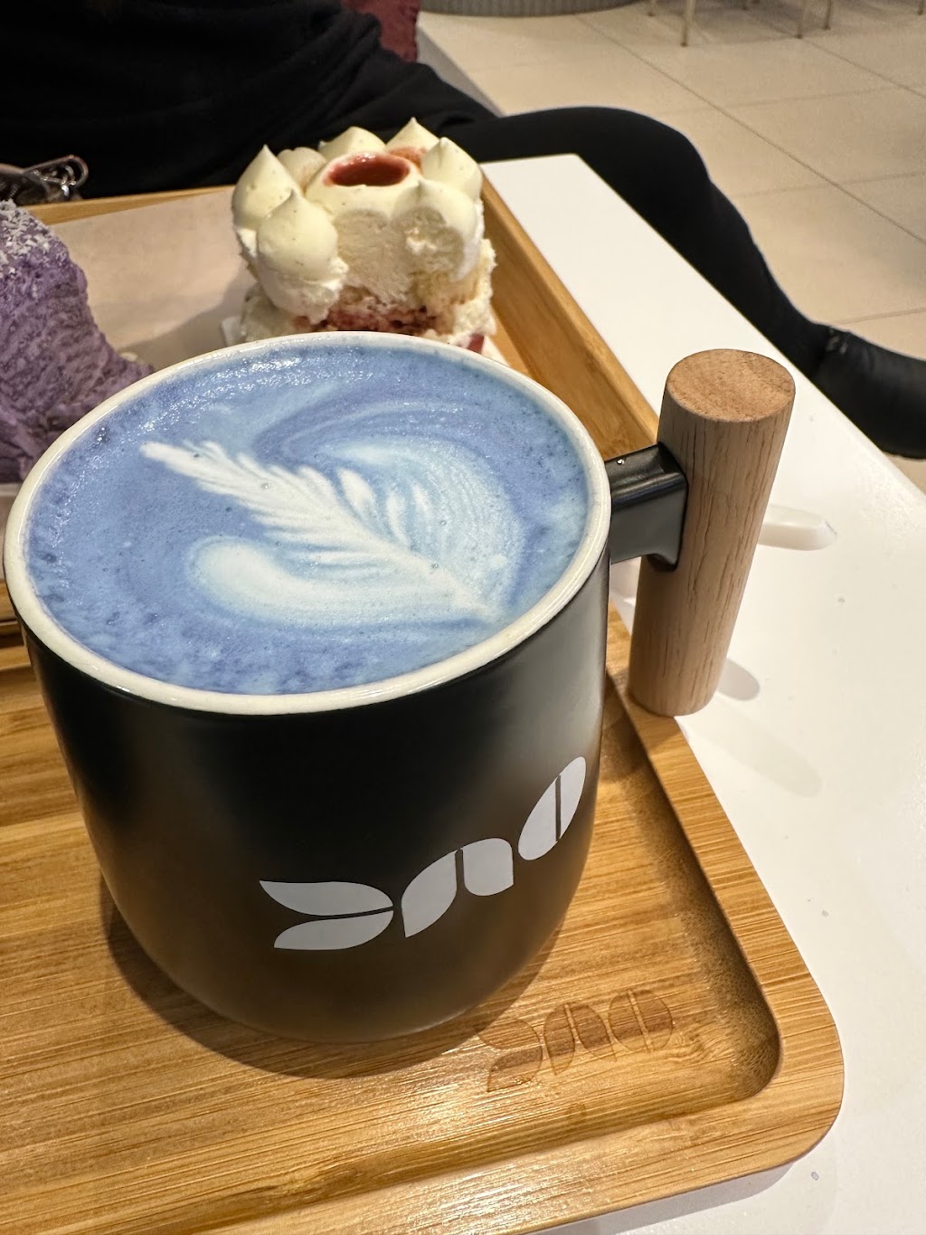 Dao Cafe | 1930 Innes Rd, Gloucester, ON K1B 3K5, Canada | Phone: (613) 742-8080
