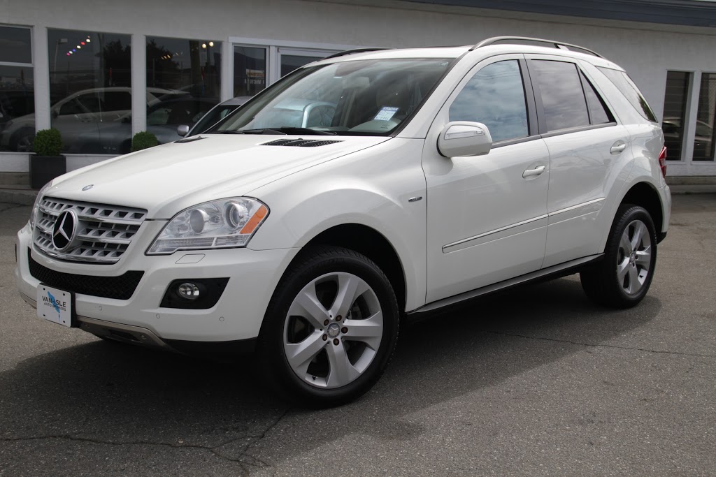Van-Isle Auto Brokers | 510 Gorge Rd E, Victoria, BC V8T 2W6, Canada | Phone: (250) 384-1476