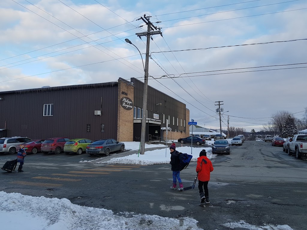 Aréna Philippe-Bergeron | 50 Rue du Docteur-Allard, Sherbrooke, QC J1C 0S4, Canada | Phone: (819) 846-4225