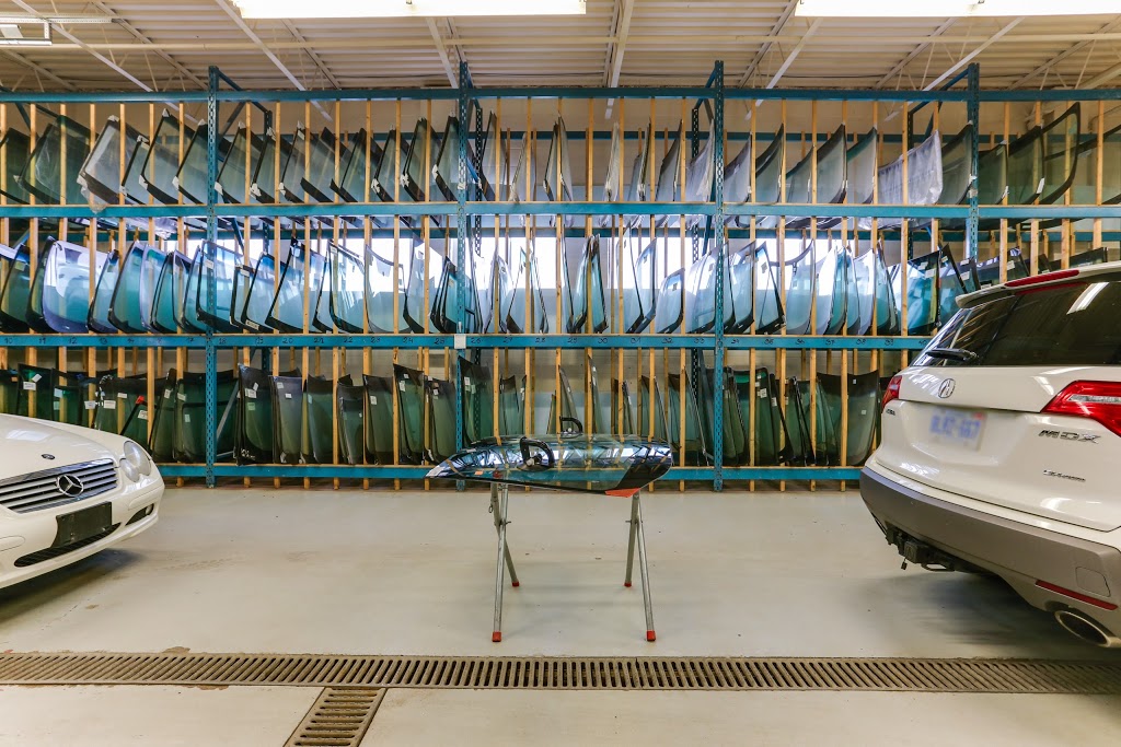 Speers Auto Glass | 281 Speers Rd, Oakville, ON L6K 2G1, Canada | Phone: (905) 339-0339