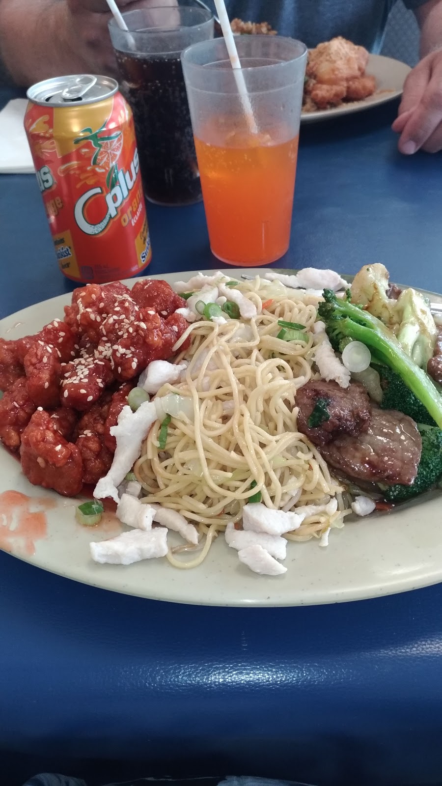 Star House Restaurant | 854 Trans-Canada Hwy, Cache Creek, BC V0K 1H0, Canada | Phone: (250) 457-9328