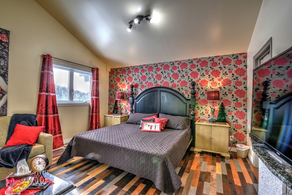 Lucerne sur le lac | 2469 Chemin Pierre Péladeau, Sainte-Adèle, QC J8B 1Z7, Canada | Phone: (514) 572-7249