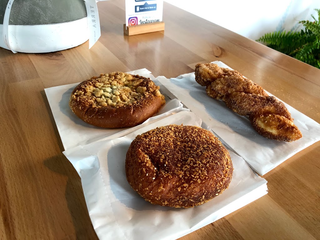 JnJ Bakery Cafe | 26 Caesar Ave, Nepean, ON K2G 0B2, Canada | Phone: (613) 489-0564