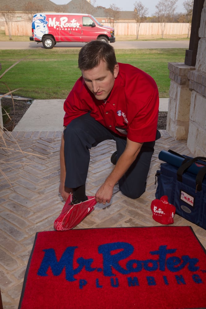 Mr. Rooter Plumbing of Ottawa | 3900 Russell Rd, Ottawa, ON K1G 3N2, Canada | Phone: (613) 746-0000