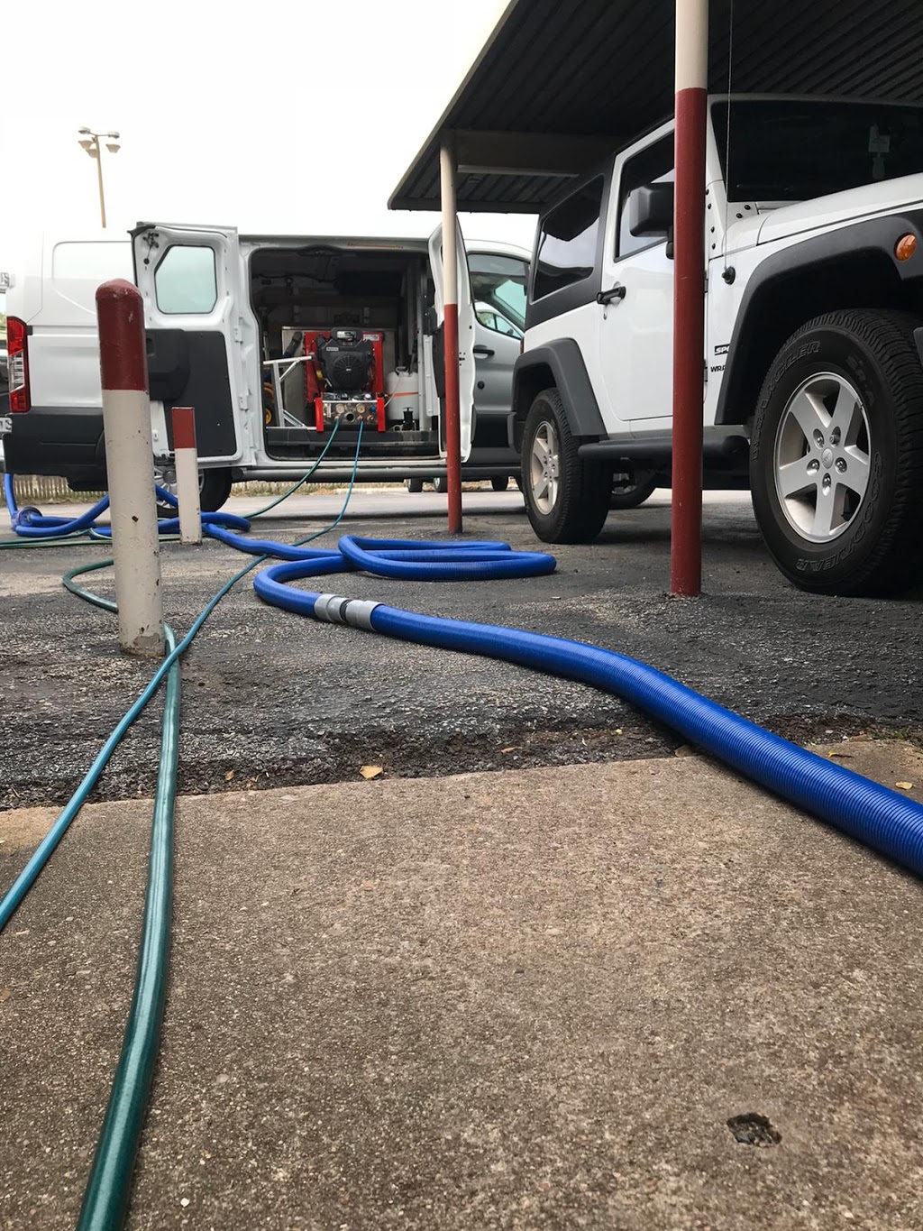 Brampton Carpet Cleaning | 1907 Emerald Ct, Innisfil, ON L9S 2A4, Canada | Phone: (647) 243-1126