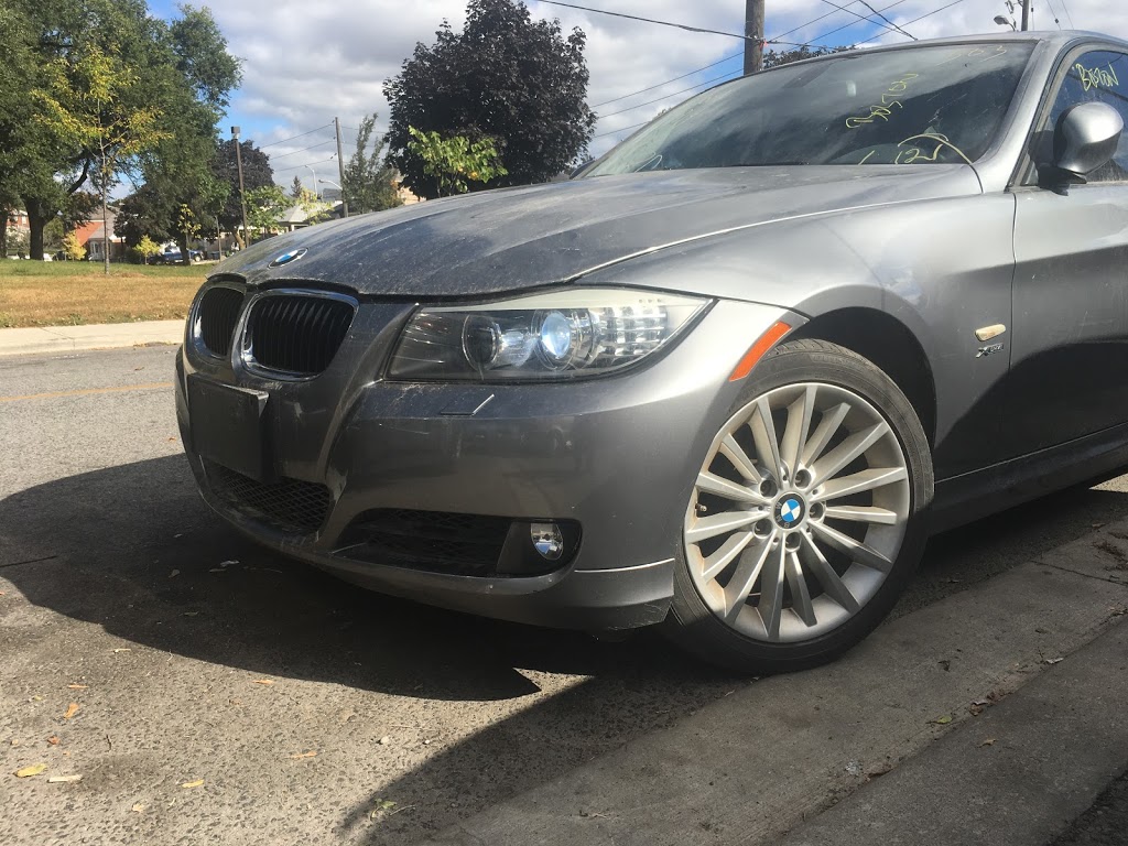 Boston Auto Wreckers | 113 McCormack St, York, ON M6N 1X8, Canada | Phone: (416) 769-1133
