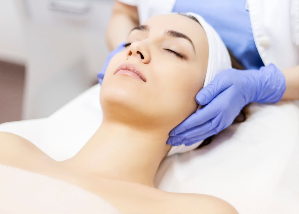 CLINIQUE DÉSTHÉTIQUE EVOLUDERMA | 3833 Rue Gaston-Miron, Laval, QC H7R 0C3, Canada | Phone: (438) 969-3213