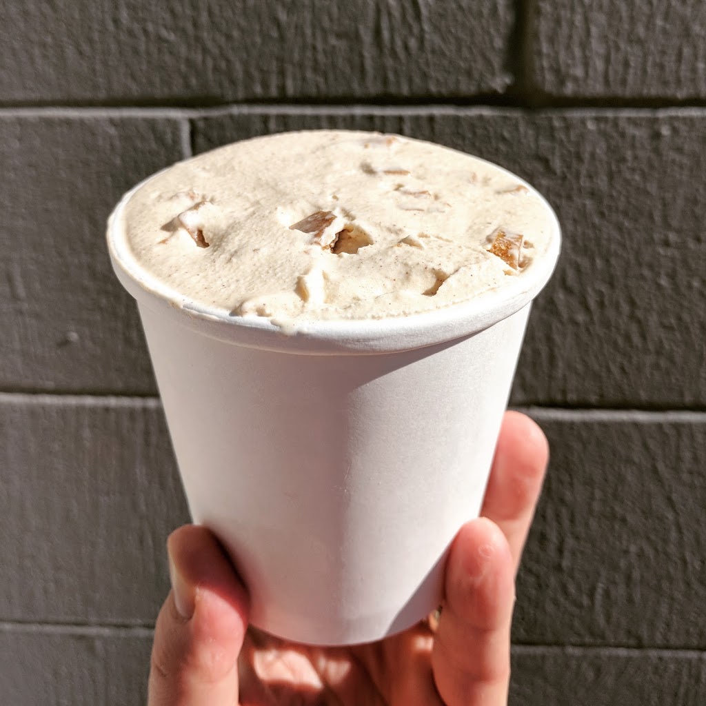49 Below Ice Cream | 2575 Cadboro Bay Rd, Victoria, BC V8R 5J1, Canada | Phone: (250) 519-4900