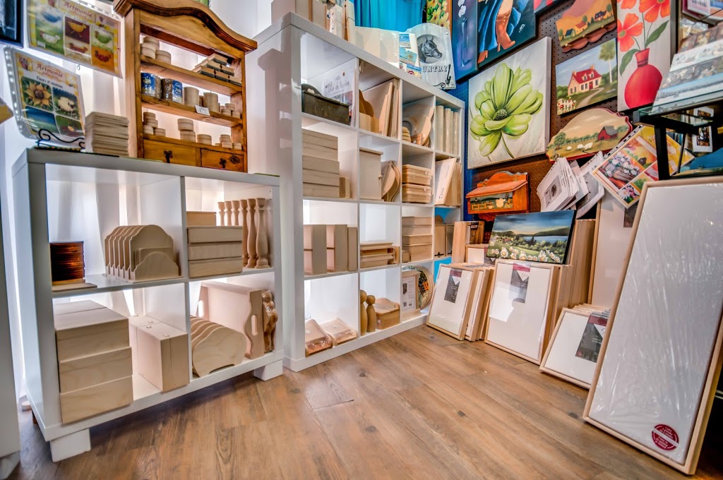 Madolaine | 7710 1re Ave, Québec, QC G1H 2Y2, Canada | Phone: (418) 628-0420