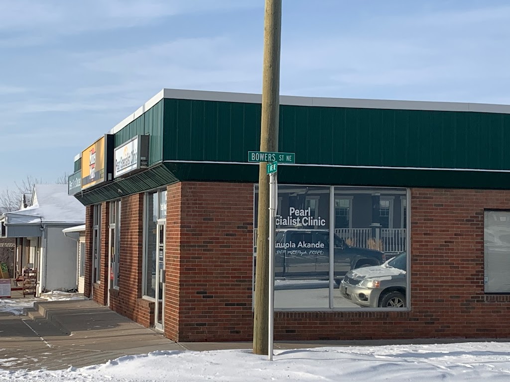 Pearl Specialist Clinic | 124 1 Ave NE #102, Airdrie, AB T4B 0R4, Canada | Phone: (587) 775-0148