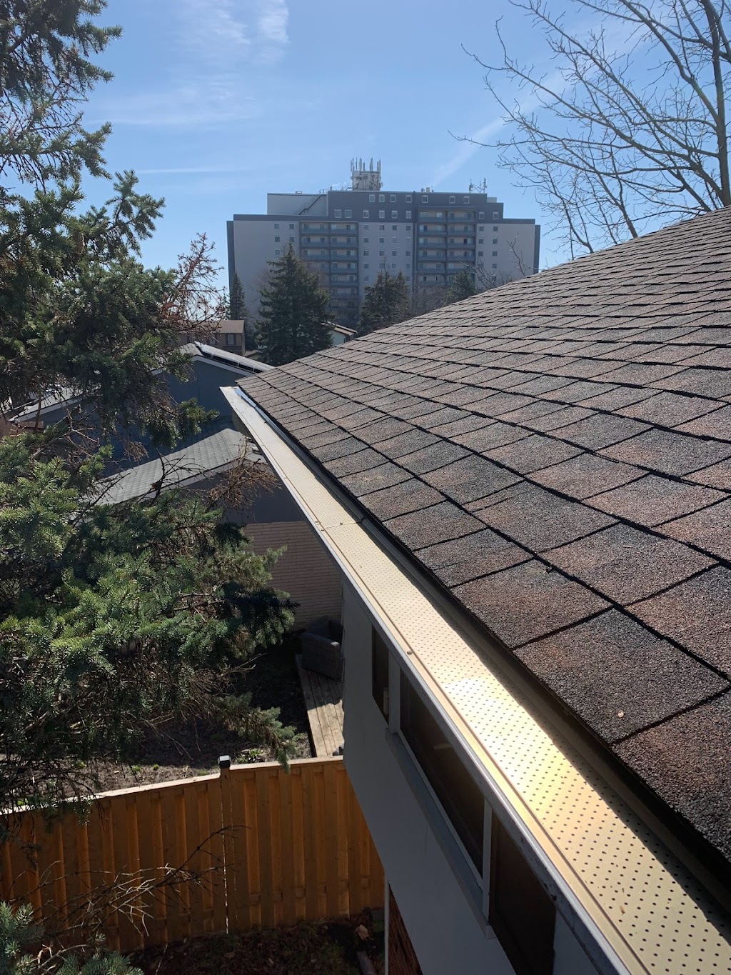 Gutter Protect | 14 Russell St, Mount Pleasant, ON N0E 1K0, Canada | Phone: (519) 732-0081