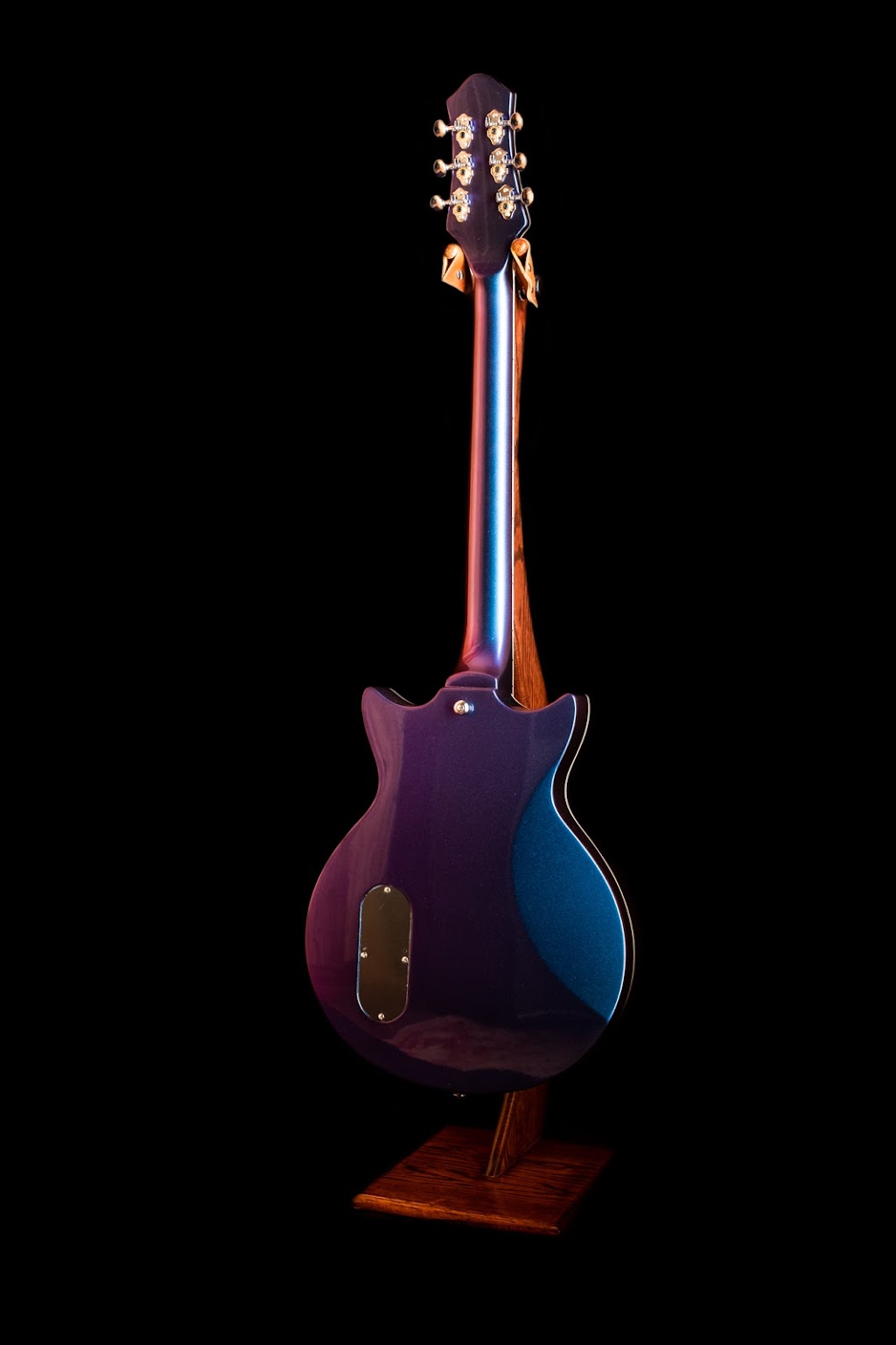 Prestige Guitars Ltd | 1332 Main St, North Vancouver, BC V7J 1C3, Canada | Phone: (604) 298-8111
