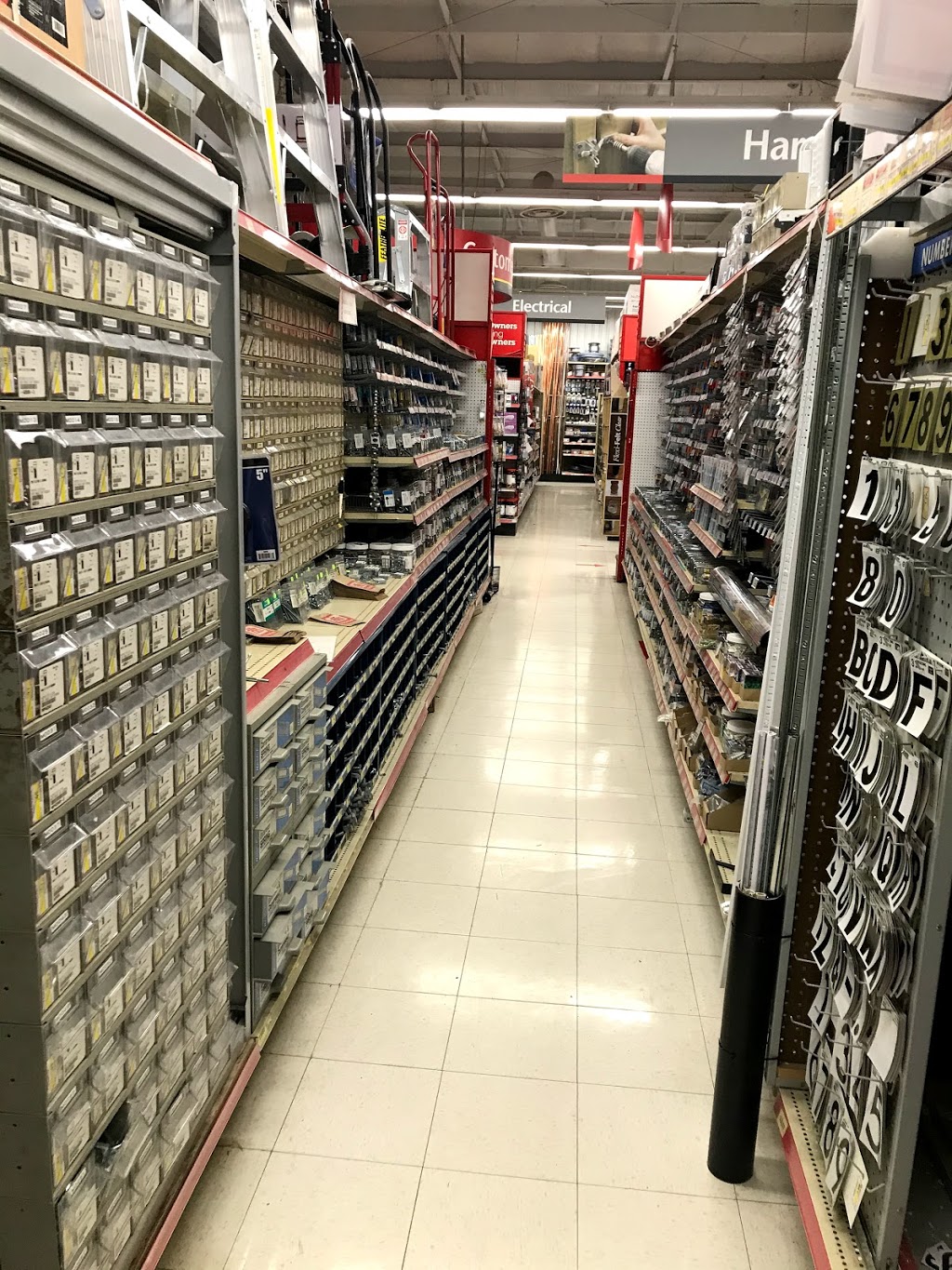 Arnprior Home Hardware | 290 Daniel St S, Arnprior, ON K7S 2M2, Canada | Phone: (613) 623-2516