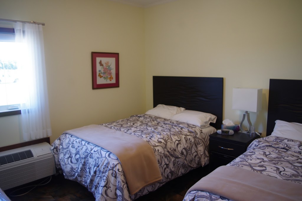 Katies Cottage | Centennaire Dr, Stanley, MB R0G 1R0, Canada | Phone: (204) 312-8445