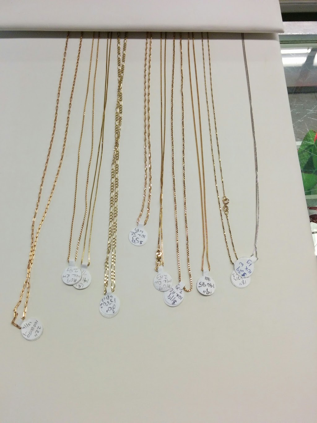 Eds Pawn Shop | 244 Bay St, Thunder Bay, ON P7B 1R3, Canada | Phone: (807) 344-3341
