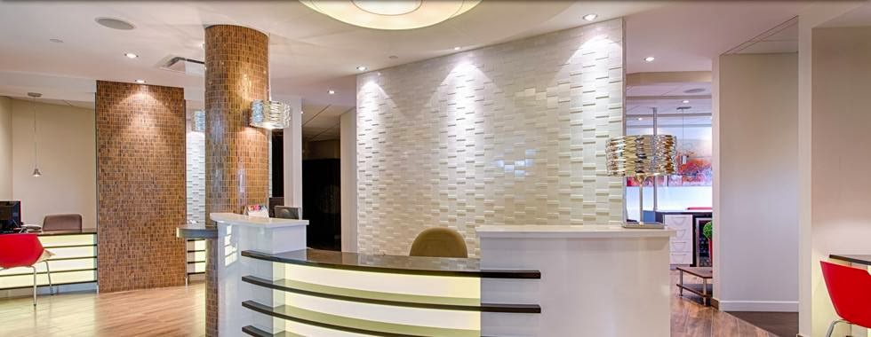 Dr Éric Lacoste, Parodontiste | 3333 100e Avenue #300, Laval, QC H7T 0G3, Canada | Phone: (450) 687-3310