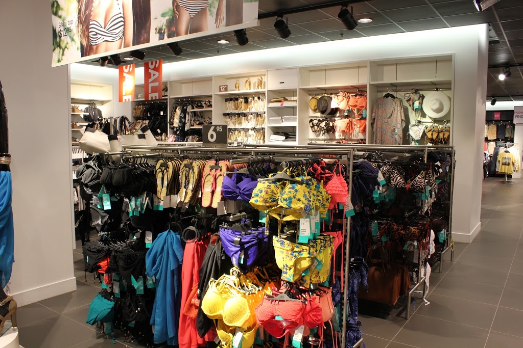 H&M | 261055 Crossiron Blvd, Rocky View No. 44, AB T4A 0G3, Canada | Phone: (855) 272-7007