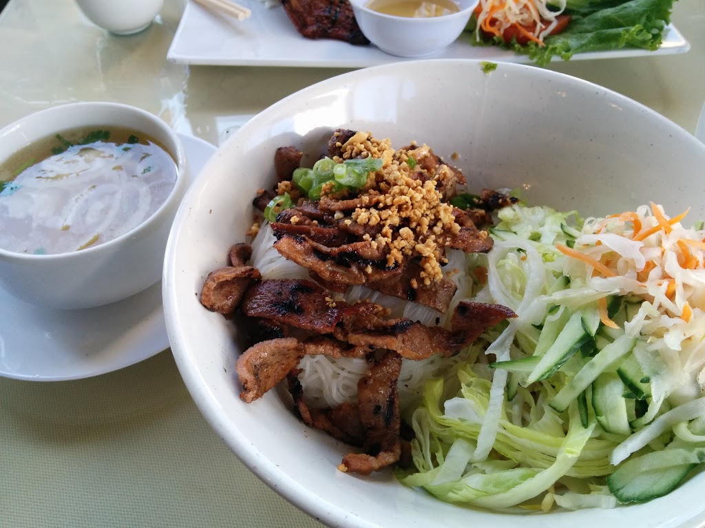 Spring N Fresh Rolls | 789 Warden Ave #1, Scarborough, ON M1L 4C2, Canada | Phone: (647) 349-7655